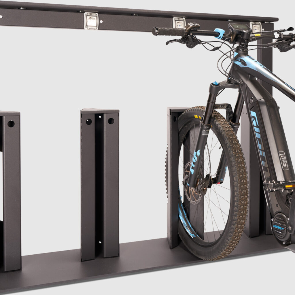 stazione-ricarica-fatbike-monopattini-elettrici-01